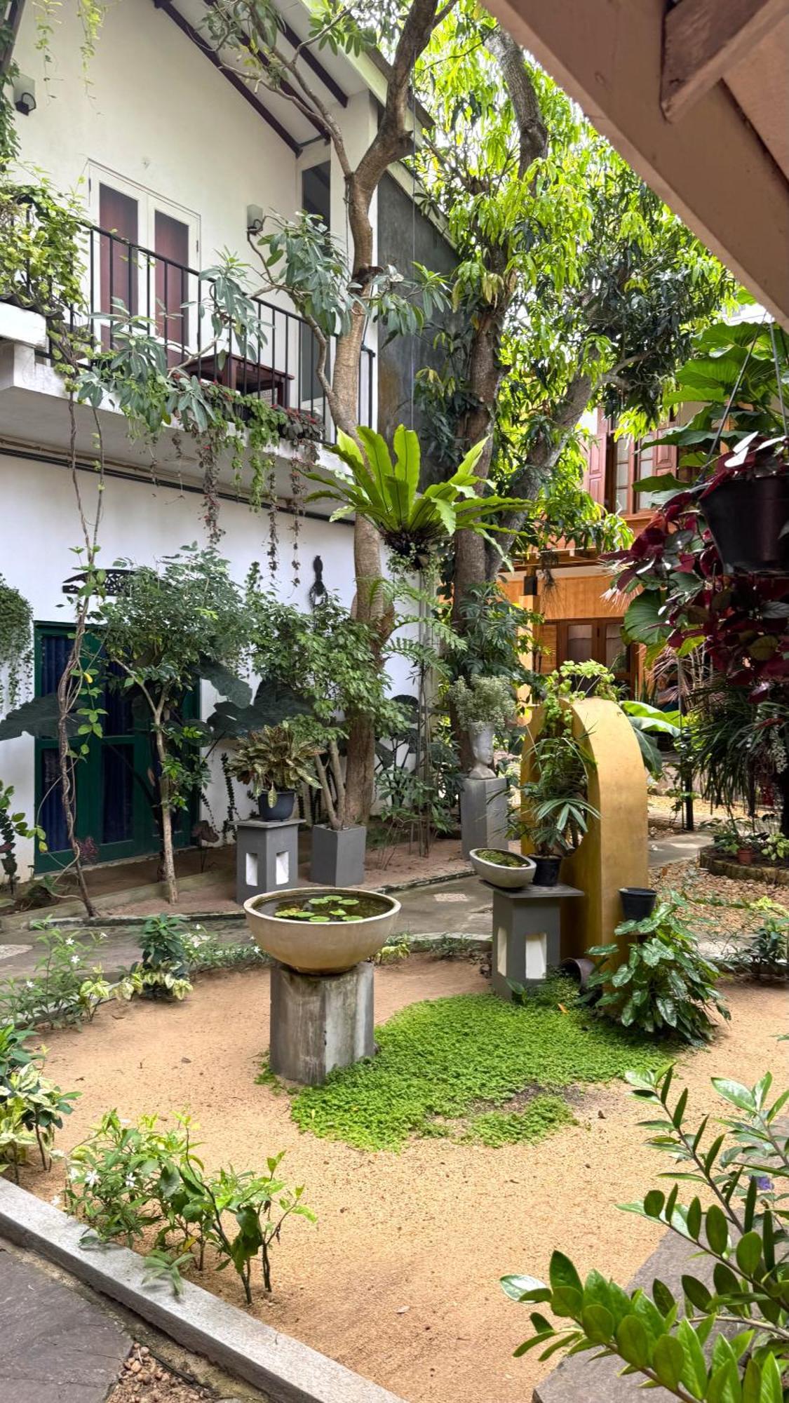 Gomez Place Negombo Extérieur photo