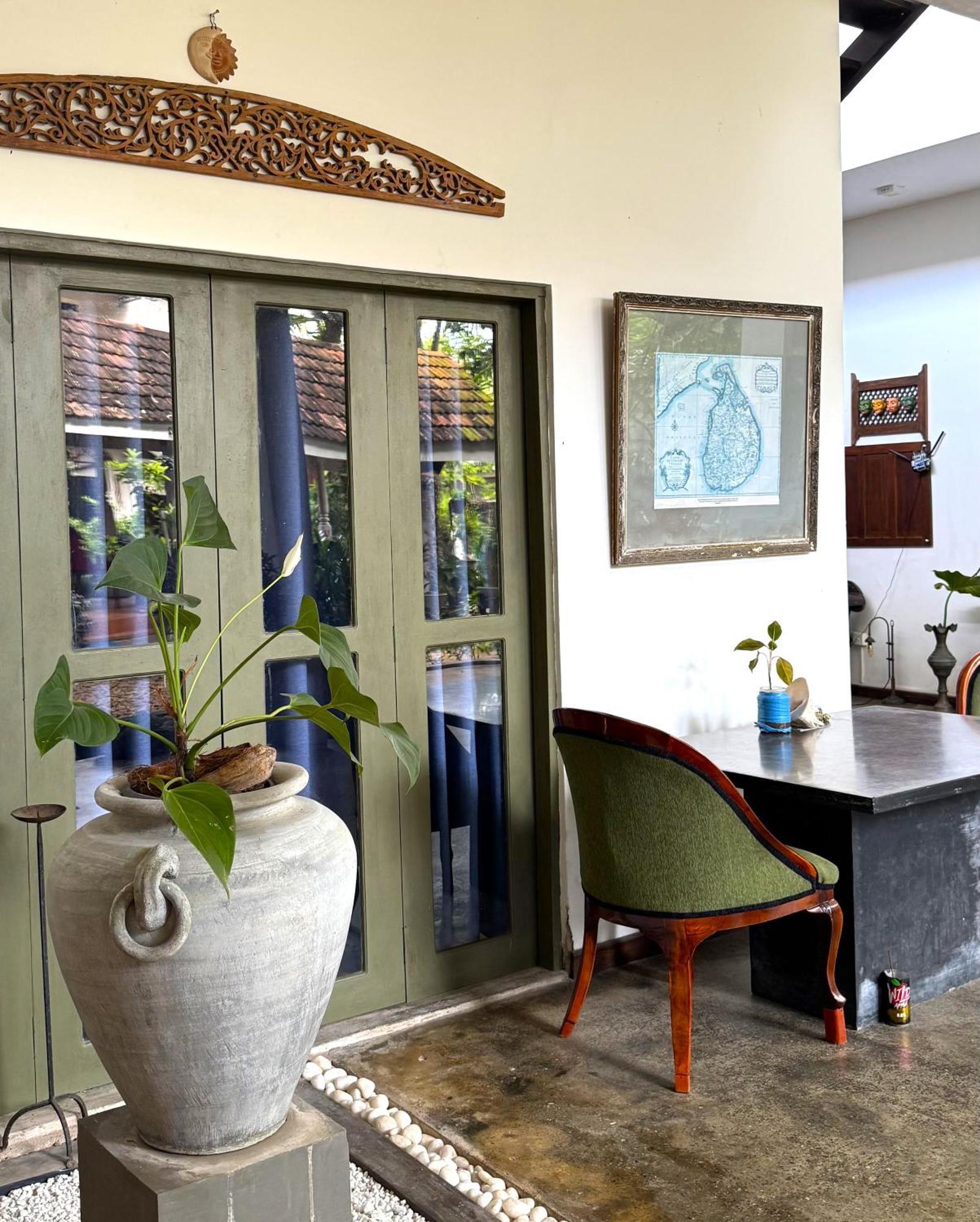 Gomez Place Negombo Extérieur photo